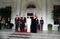 C31879-3, Arrival of Prince Charles and Princess Diana of the United Kingdom for Dinner at nort…