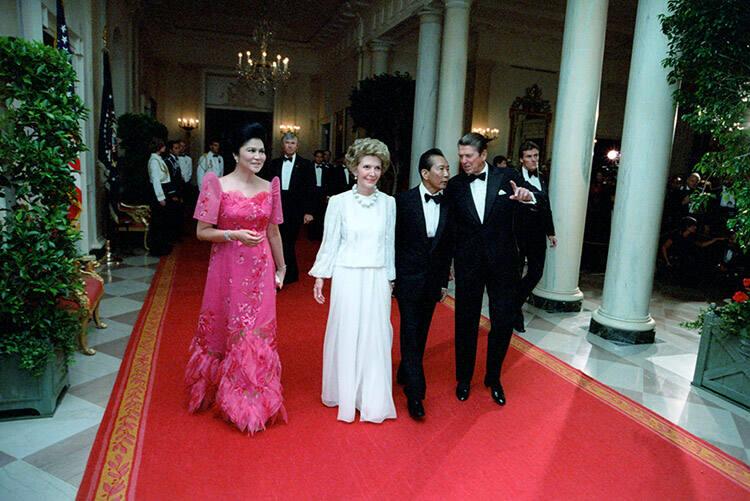 C10104-13, President Reagan and Nancy Reagan with President of the Philippines Ferdinand Marcos…