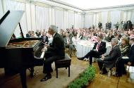 C47428-16, Dave Brubeck performing for President Reagan, Nancy Reagan, Mikhail Gorbachev and Ra…