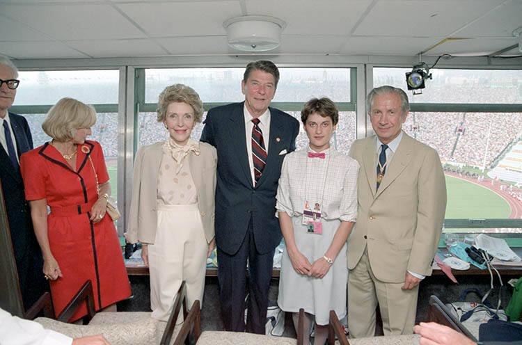 C23434-9, President Reagan and Nancy Reagan with Nadia Comenici and Juan Antonio Samaranch duri…