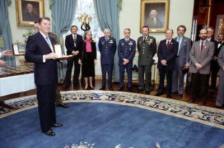 C341-6, President Reagan at a White House Reception for freed American hostages held in Iran in…