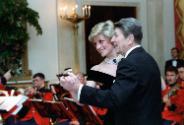 C31894-12, President Reagan dancing with Princess Diana at a dinner for Prince Charles and Prin…