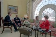 C31859-4, The Reagans have tea with Prince Charles and Princess Diana in the White House reside…